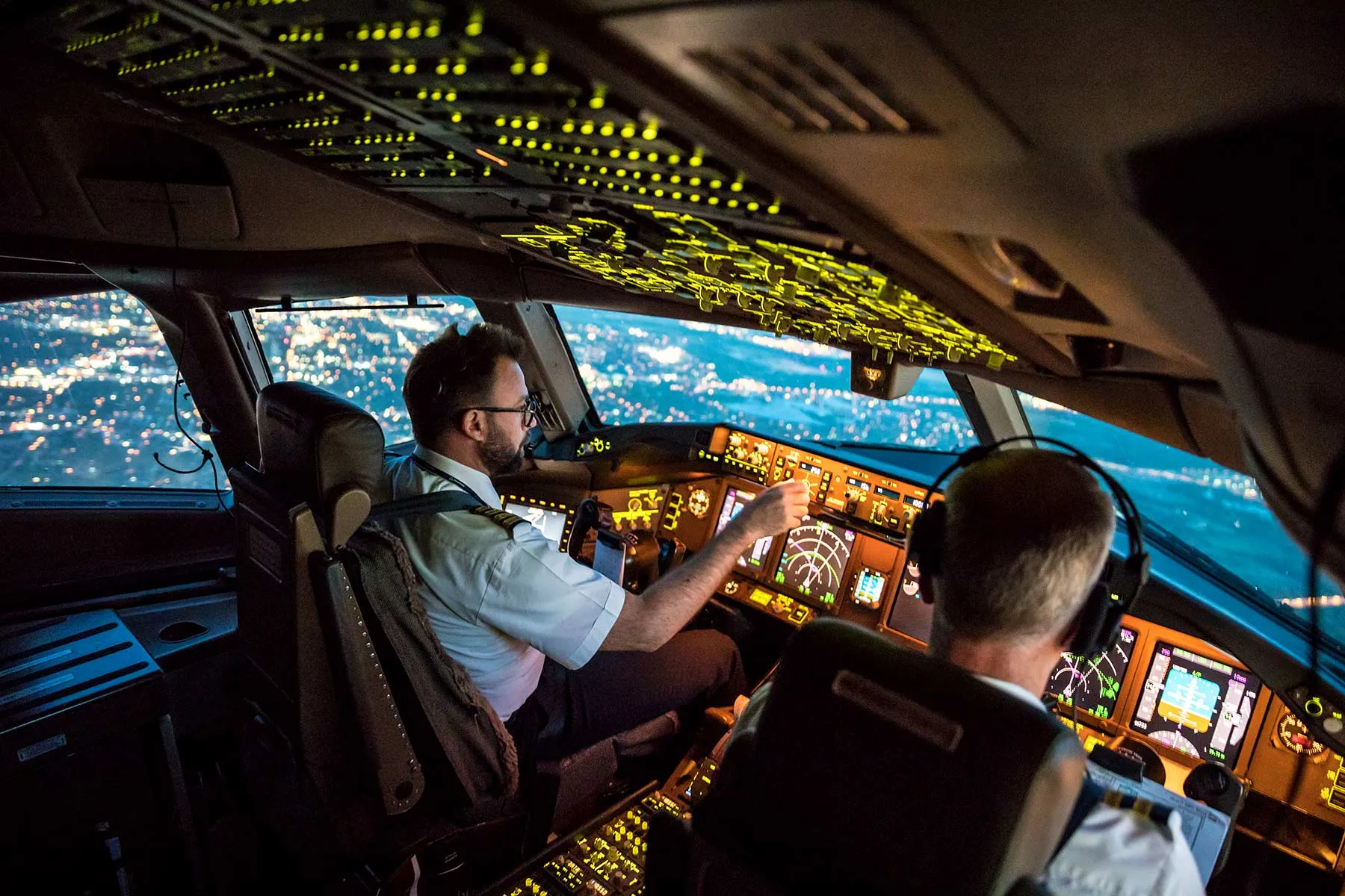 Read more about the article Military Pilots, Ground Crew at Higher Risk of Cancer