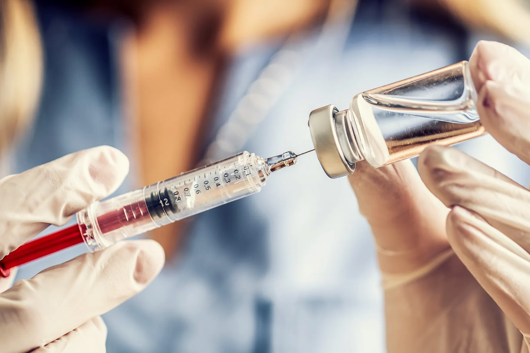 You are currently viewing When and Why to Get Shots for COVID, RSV, and Flu This Fall
