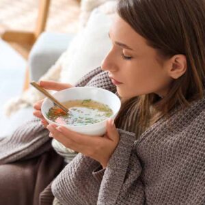 Read more about the article Natural Cold Remedies: What Works, What Doesn’t
