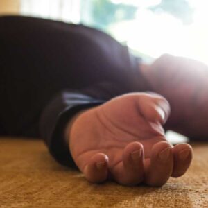 Read more about the article What Causes Healthy People to Faint?